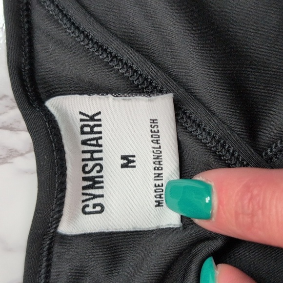 Gumshark Tank. Medium. EUC - Picture 7 of 8